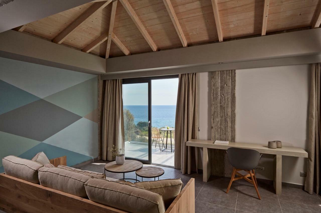 Villa Blue Sea Spathíon Eksteriør billede