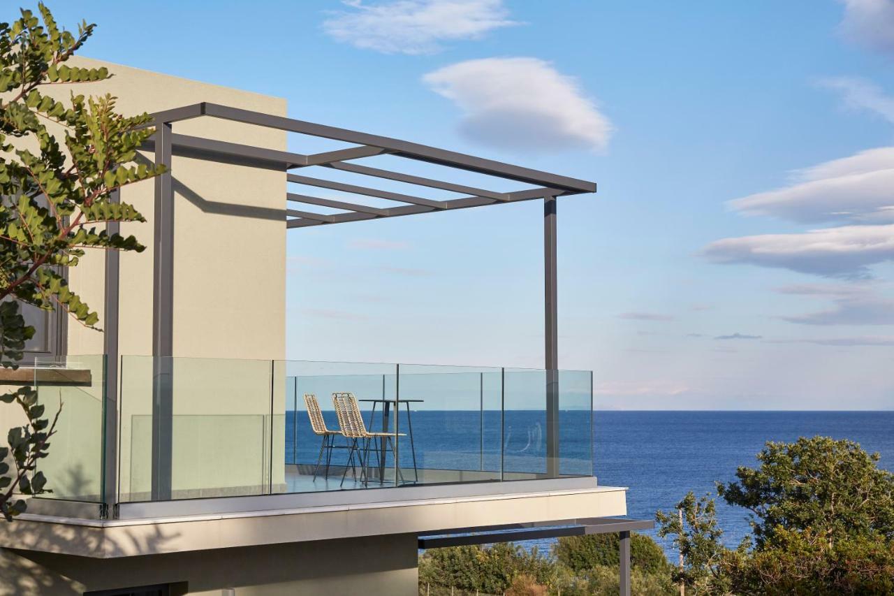 Villa Blue Sea Spathíon Eksteriør billede
