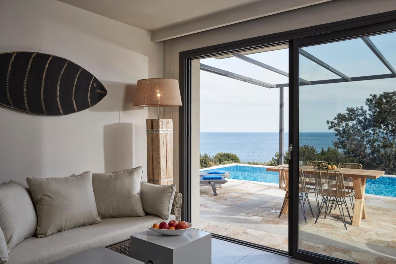 Villa Blue Sea Spathíon Eksteriør billede